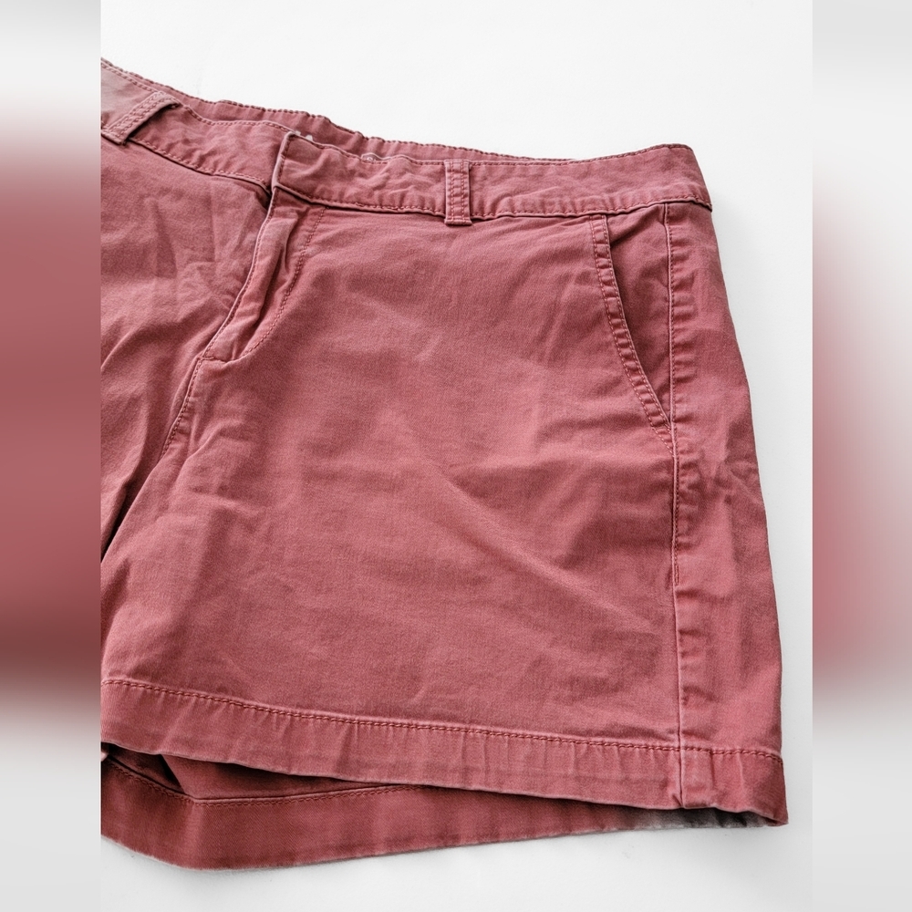 Sonoma Women's Dusty Rose Casual Shorts Size 12 - Picture 6 of 8